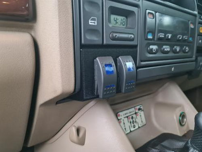 Switch Panel Landrover Discovery 2 - Front Ashtray Replacement.